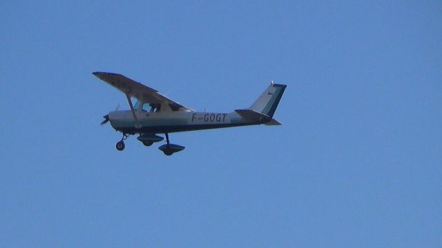 Cessna Commuter (F-GOGT) - Owner: EAME