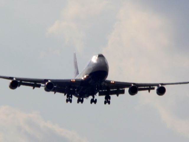 Boeing 747-400 (G-CIVJ)