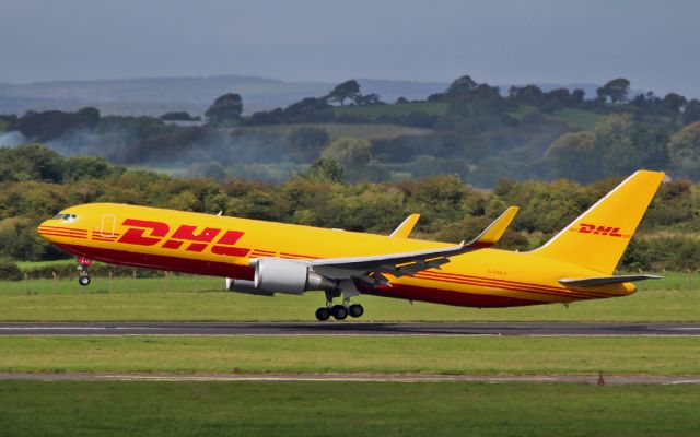 BOEING 767-300 (G-DHLH) - dhl b767-3 g-dhlh dep shannon 24/8/15.