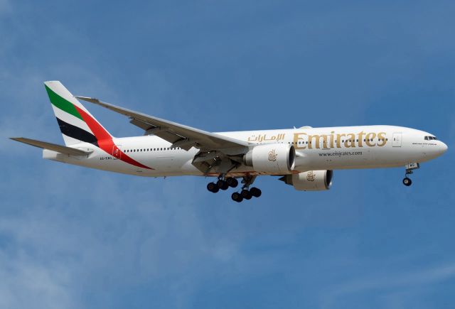 Boeing 777-200 (A6-EWG) - EMIRATES - BOEING 777-21H(ER) - REG A6-EWG (CN 35586) - ADELAIDE INTERNATIONAL AIRPORT AUSTRALIA SA. YPAD 7/7/2019