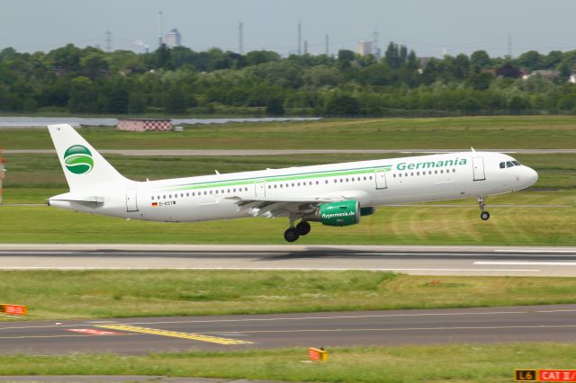 Airbus A321 (D-ASTW) - 30.05.2014