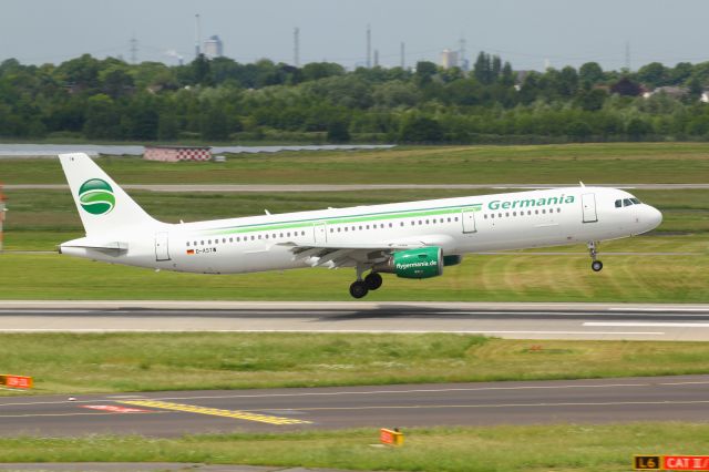 Airbus A321 (D-ASTW) - 30.05.2014