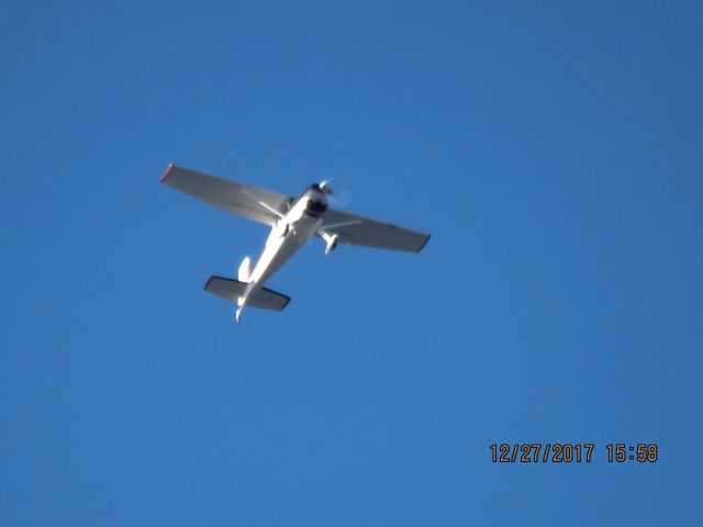 Cessna Skywagon 180 (N3100C)