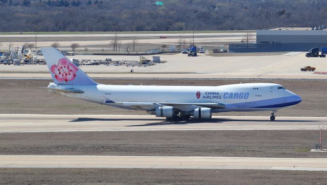 Boeing 747-400 (B-18721)