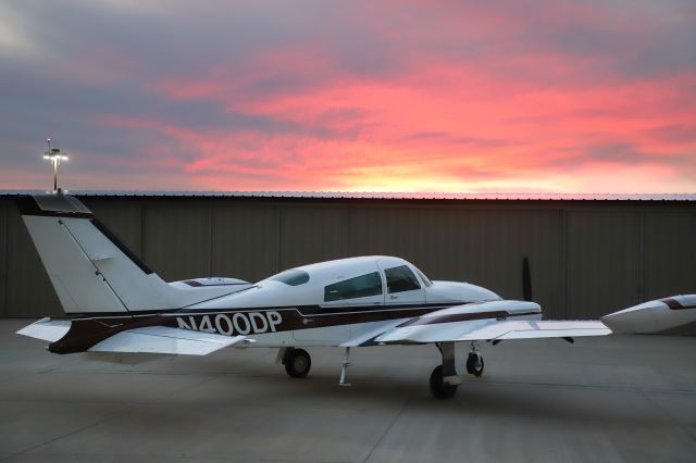 Cessna 310 (N400DP)