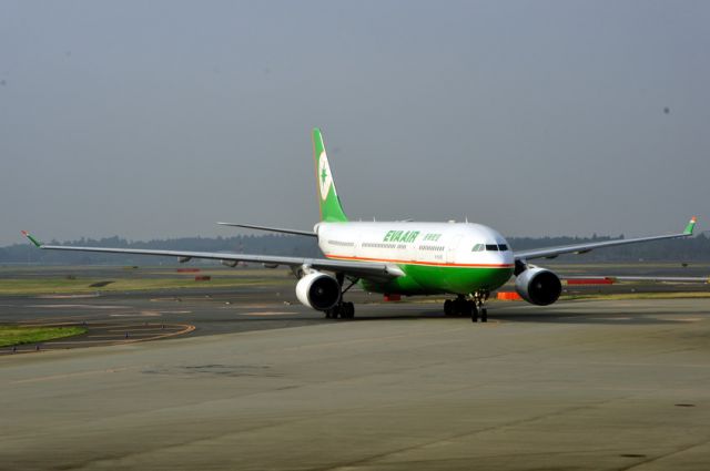 Airbus A330-200 (B-16306) - 2013