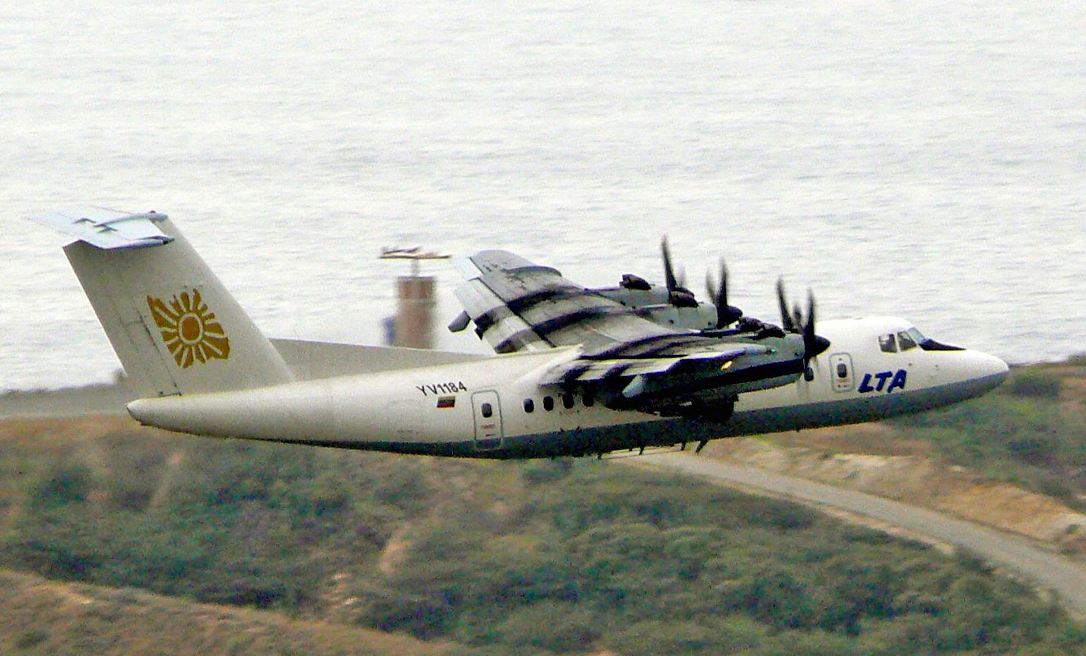 De Havilland Canada Dash 7 (YV-1184)