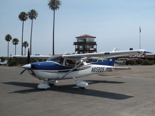 Cessna Skylane (N65805) - N65805 @ Catalina