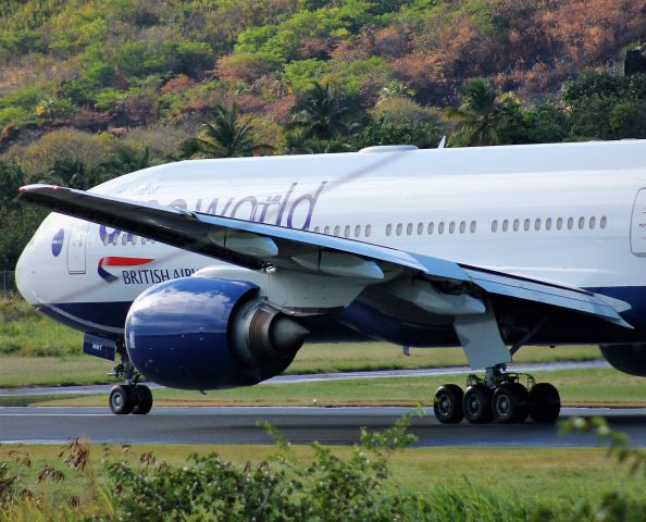 Boeing 777-200 (G-YMMT)