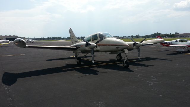 Cessna 310 (N69937)