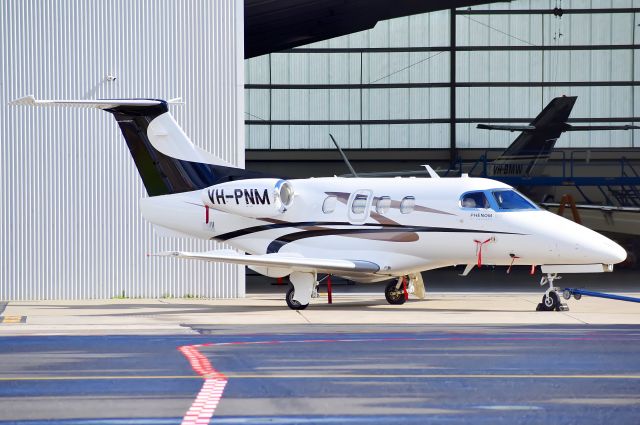 Embraer Phenom 100 (VH-PNM)