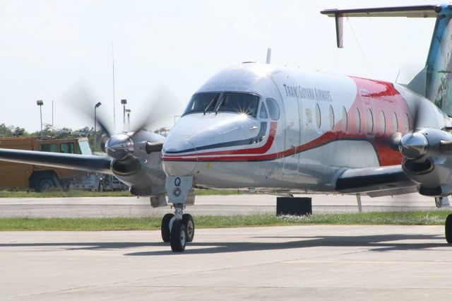 Beechcraft 1900 (8R-GAQ)