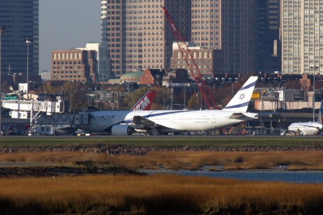 Boeing 777-200 (4X-ECF)