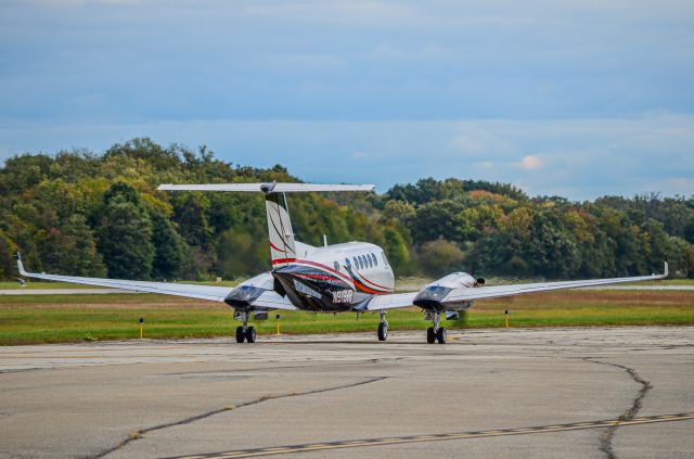 Beechcraft 35 Bonanza (N919HP)