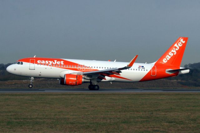 Airbus A320 (OE-INB) - Touching down on rwy 26 on 18-Jan-19 operating flight EZY184 from EGAA.