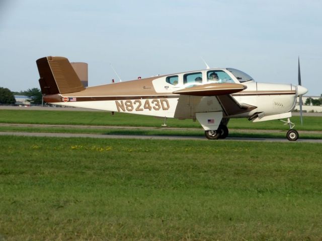 Beechcraft 35 Bonanza (N8243D)