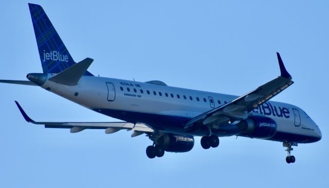 Embraer ERJ-190 (N294JB)