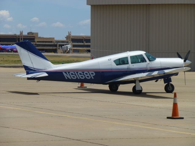 Piper PA-24 Comanche (N6168P)