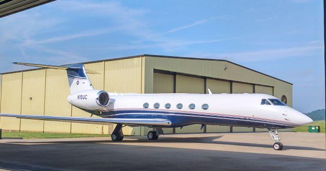 Gulfstream Aerospace Gulfstream V (N15UC)