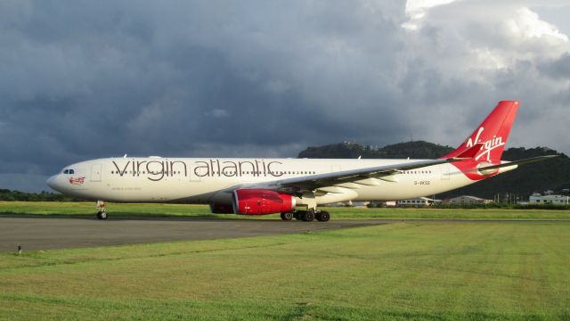 Airbus A330-300 (G-VKSS)