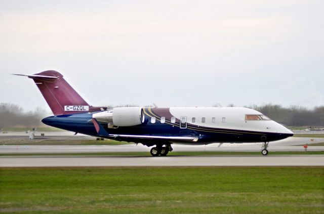 Canadair Regional Jet CRJ-900 (C-GZQL)