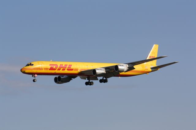 McDonnell Douglas DC-8-70 (N806DH) - This beautiful DC-8-70, Landing at Lester B. Pearson Intl,Toronto,Canada,CYYZ/YYZ  Photo Taken June21,2009