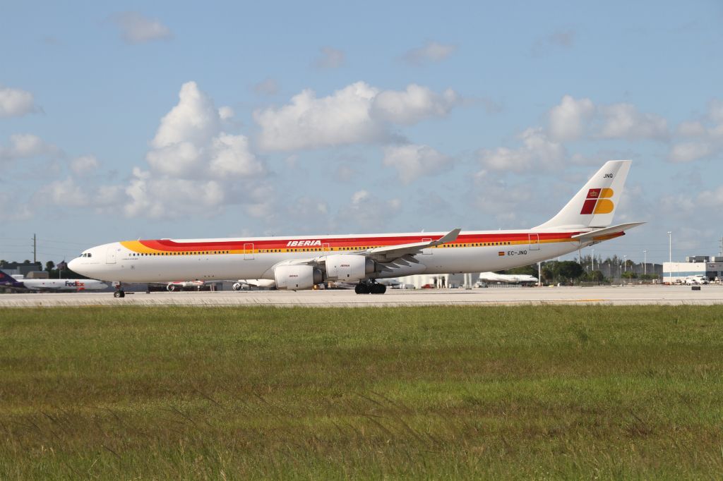 Airbus A340-500 (EC-JNQ)