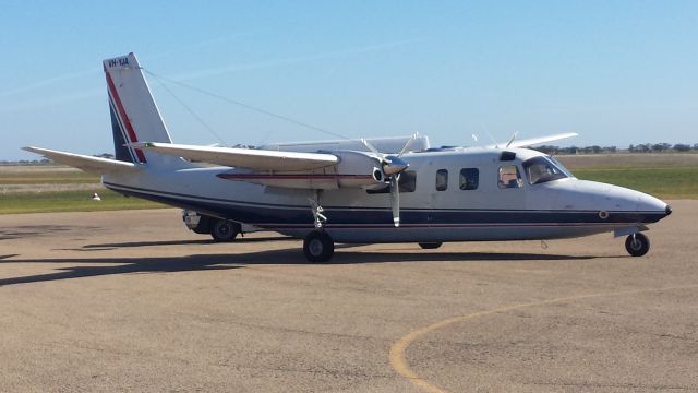 Aero U-9 Commander 680 Super (VH-YJA)