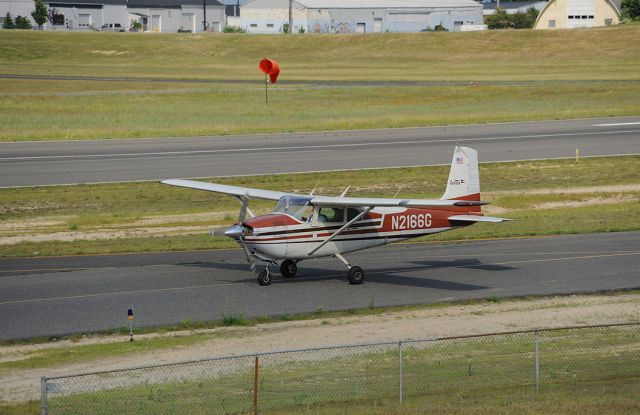 Cessna Skylane (N2166G)