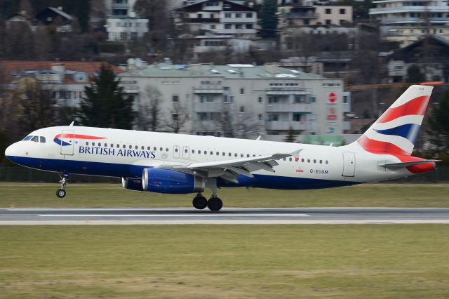 Airbus A320 (G-EUUM)