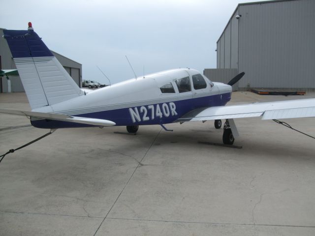 Piper Cherokee (N2740R)