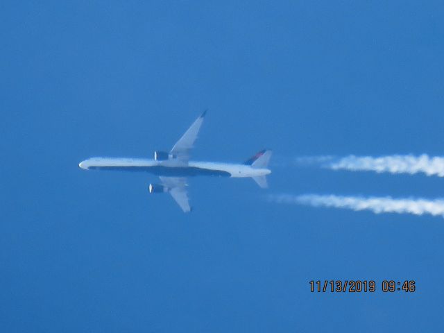 BOEING 757-300 (N583NW)