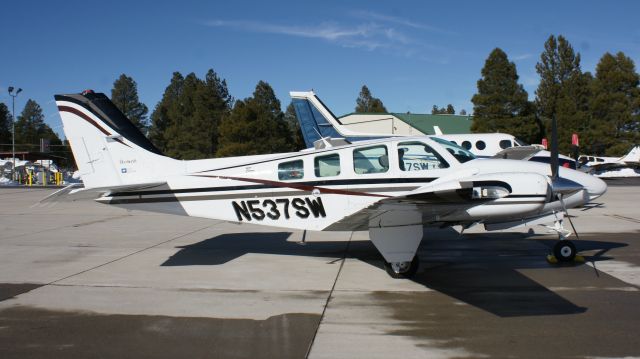 Beechcraft Baron (58) (N537SW)