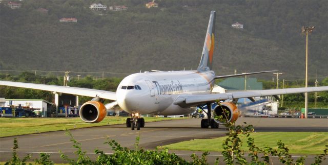 Airbus A330-200 (G-TCXC)