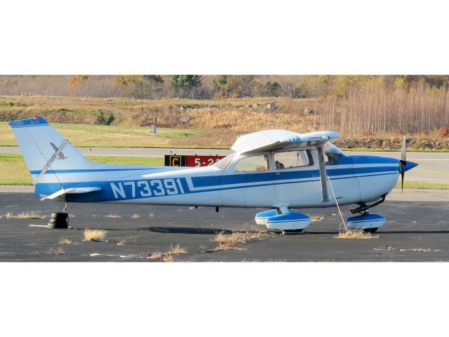 N73391 — - A classic Skyhawk - still a great aircraft.