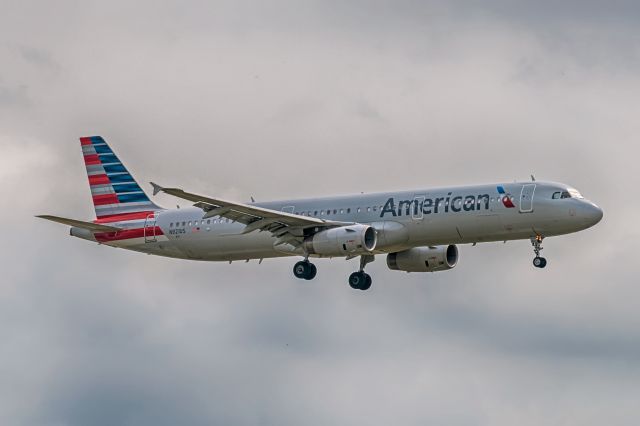 Airbus A321 (N921US)