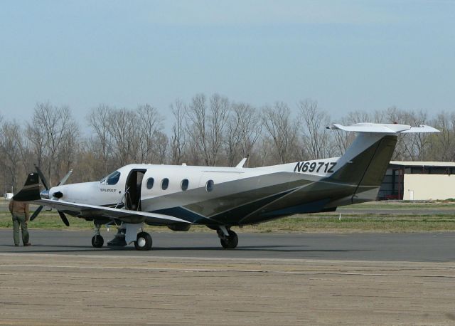 Pilatus PC-12 (N6971Z) - Parked at Downtown Shreveport.