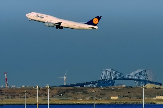 BOEING 747-8 (D-ABYM)