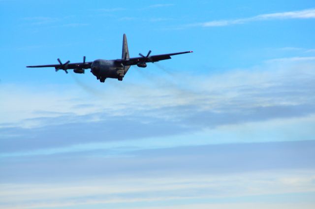 Lockheed C-130 Hercules (N30487) - Approach to RWY 1