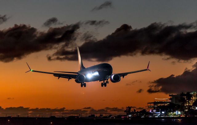 Boeing 737 MAX 8 (9Y-TTO)