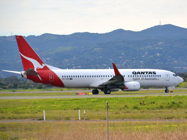 Boeing 737-800 (VH-VYB) - On taxi-way heading for take off on runway 05. Thursday, 12th July 2012.