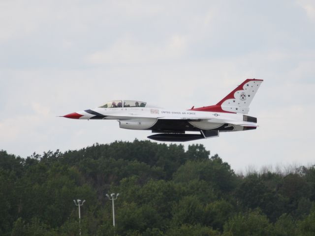 Lockheed F-16 Fighting Falcon (TB8)