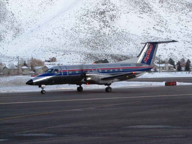 Embraer EMB-120 Brasilia (N299SW)