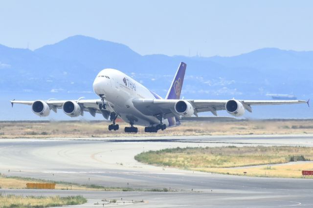 Airbus A380-800 (HS-TUC)