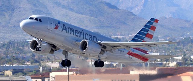 Airbus A319 (N754UW) - phoenix sky harbor international airport 07MAR20