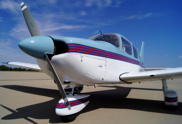 Piper Cherokee (N9093Z)