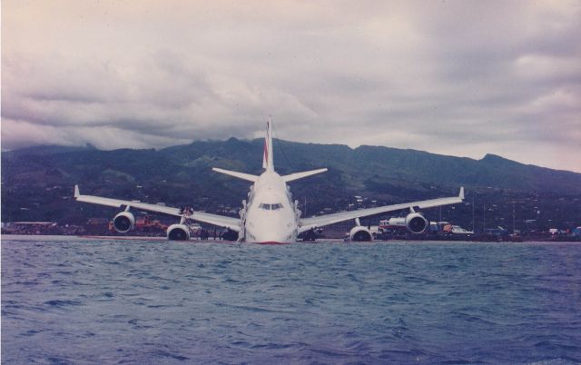 Boeing 747-400 (F-GITA) - Septembre 1993, ce vol finit sa course dans le lagon de Tahiti.