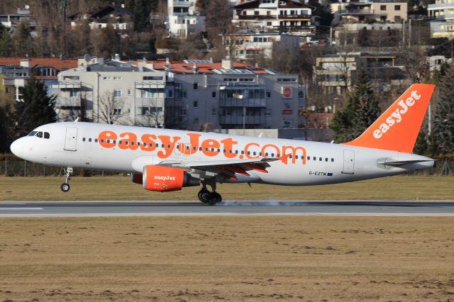 Airbus A320 (G-EZTM)