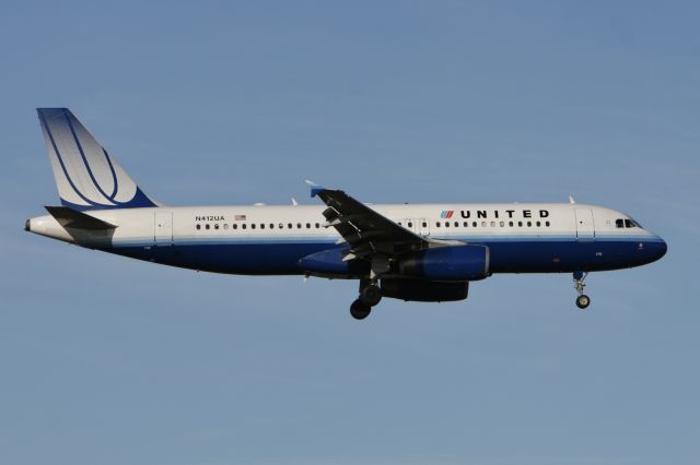 Airbus A320 (N412UA) - November 23, 2007 - inbound Newark, NJ