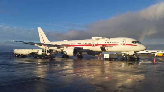 Boeing 757-200 (N757HW) - Flight tests ca. 10/2015